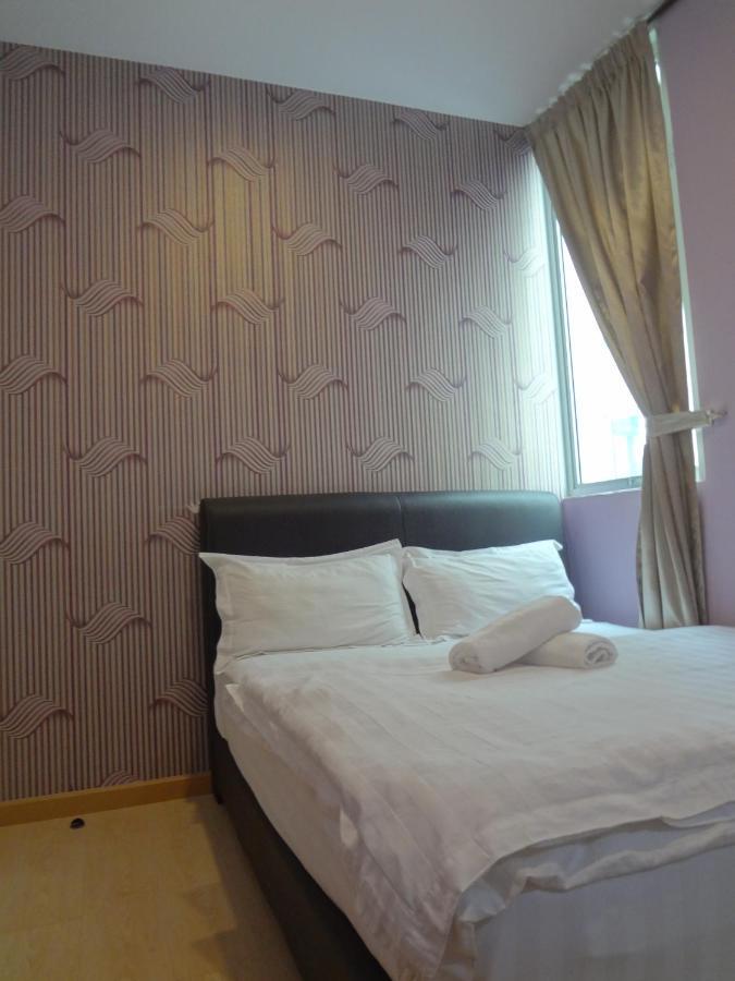 Comma Hotel Bandar Saujana Putra Экстерьер фото