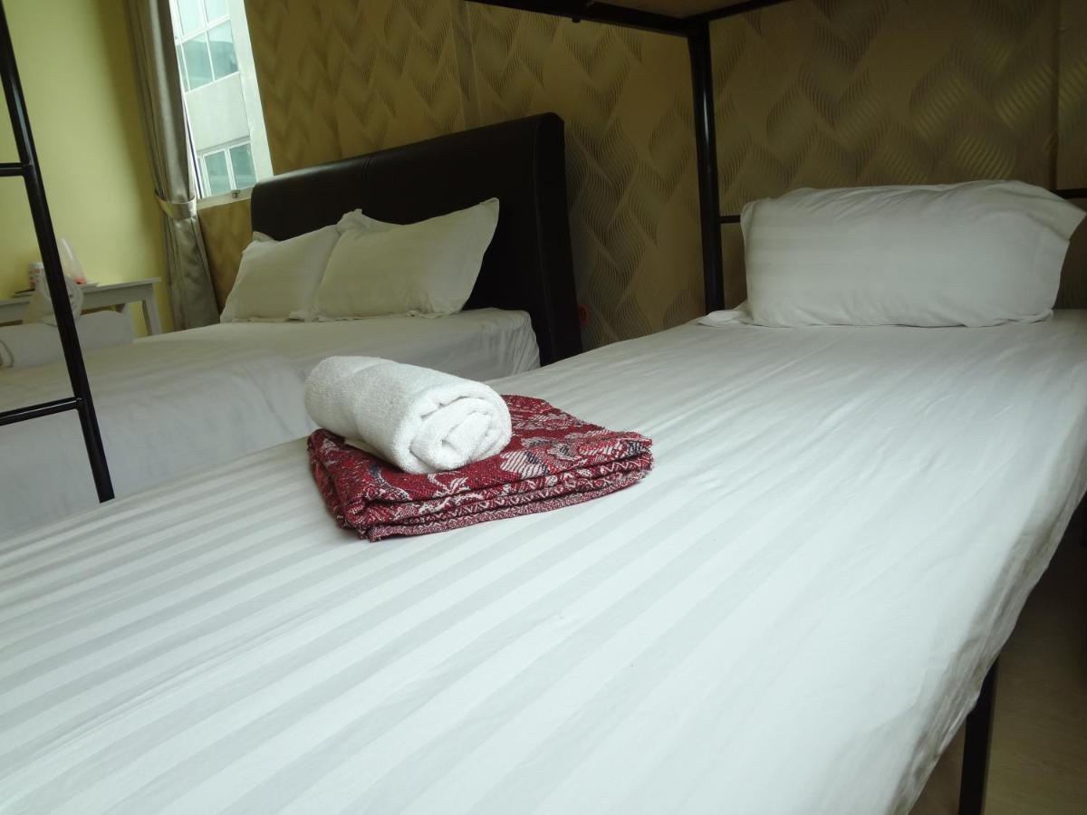 Comma Hotel Bandar Saujana Putra Экстерьер фото
