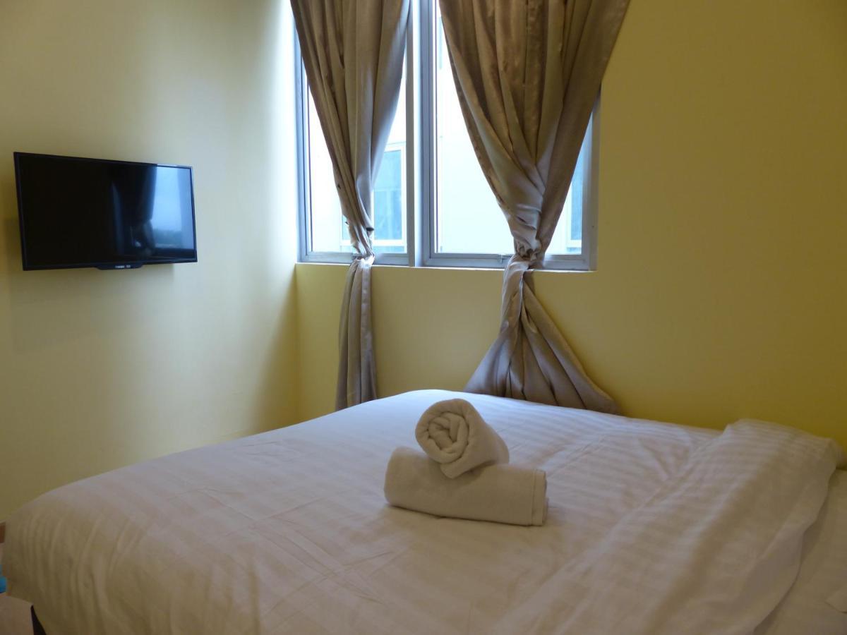 Comma Hotel Bandar Saujana Putra Экстерьер фото