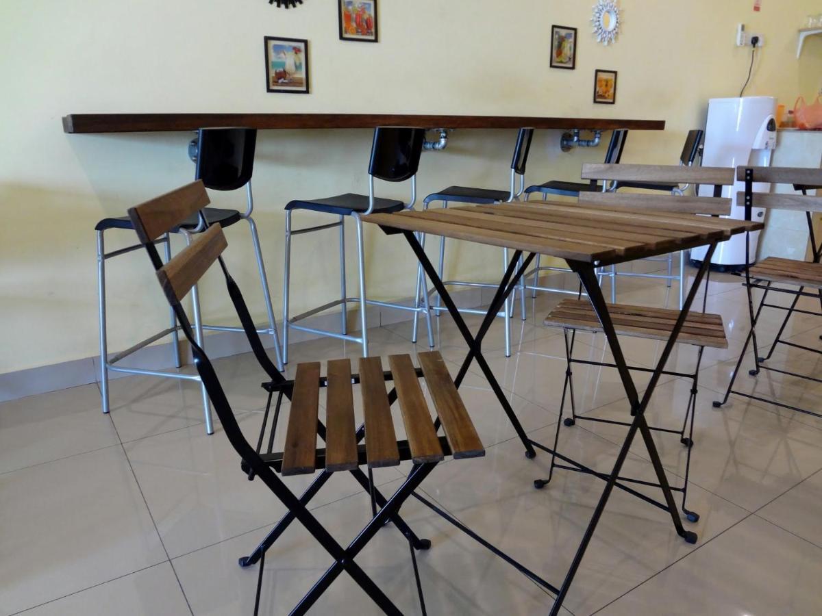 Comma Hotel Bandar Saujana Putra Экстерьер фото