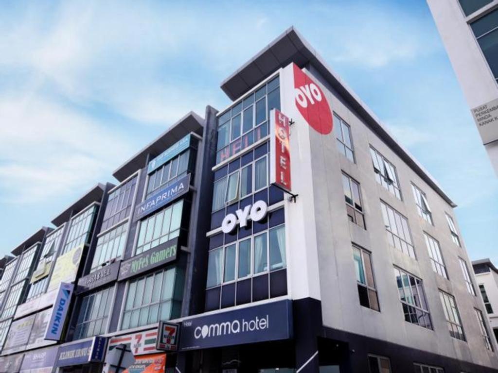 Comma Hotel Bandar Saujana Putra Экстерьер фото
